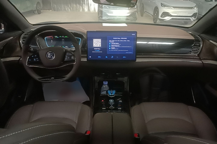 BYD Han 2021 car image #11