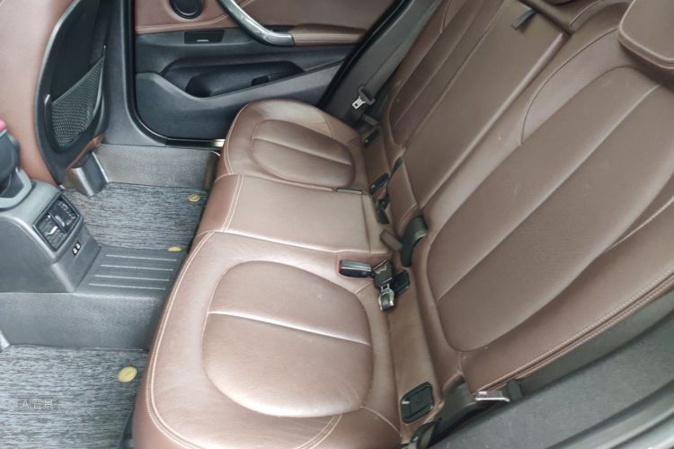 BMW X1 2019 #19 BMW X1 2019 car image #19