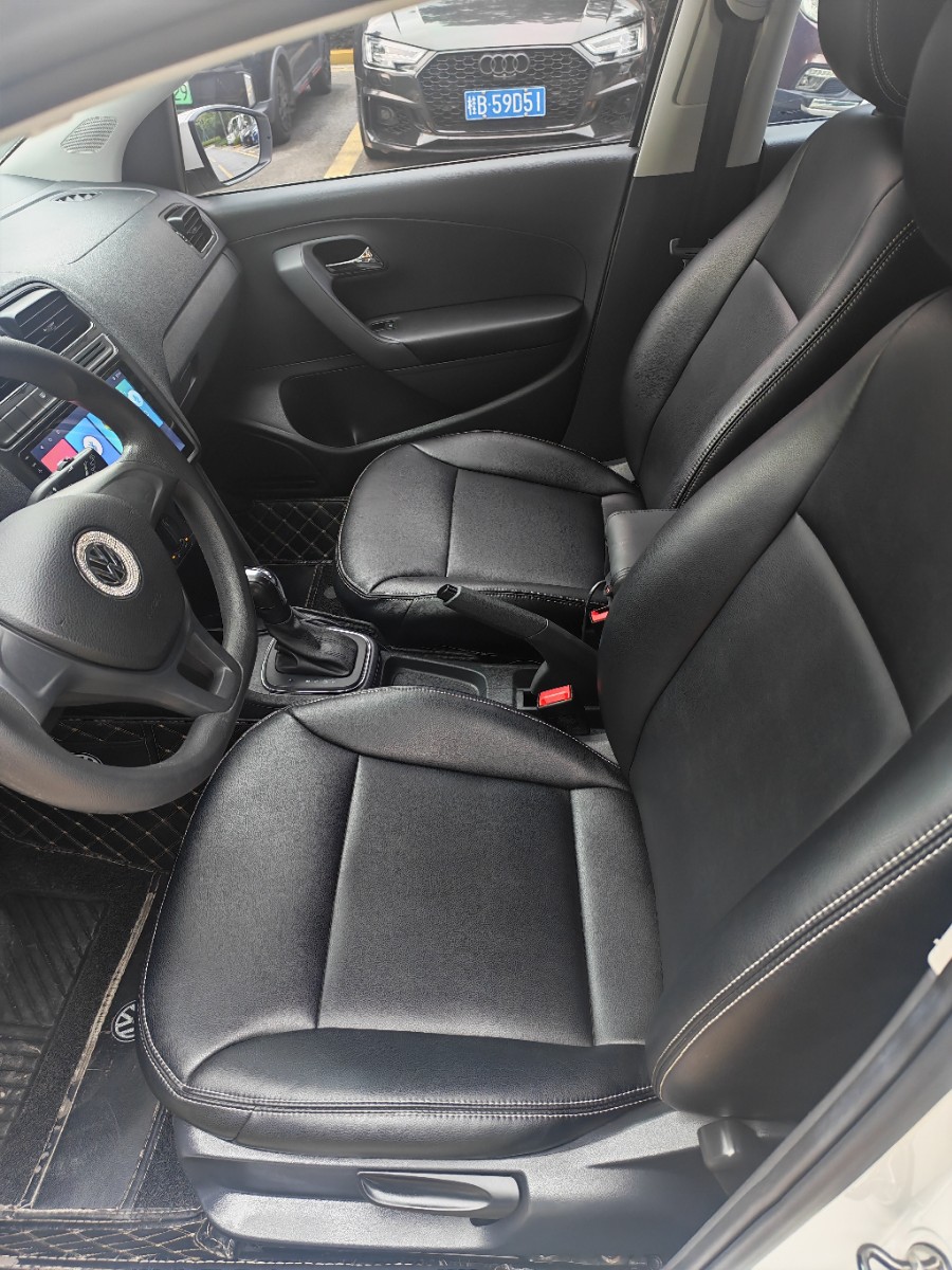 Volkswagen Polo 2018 car image #6