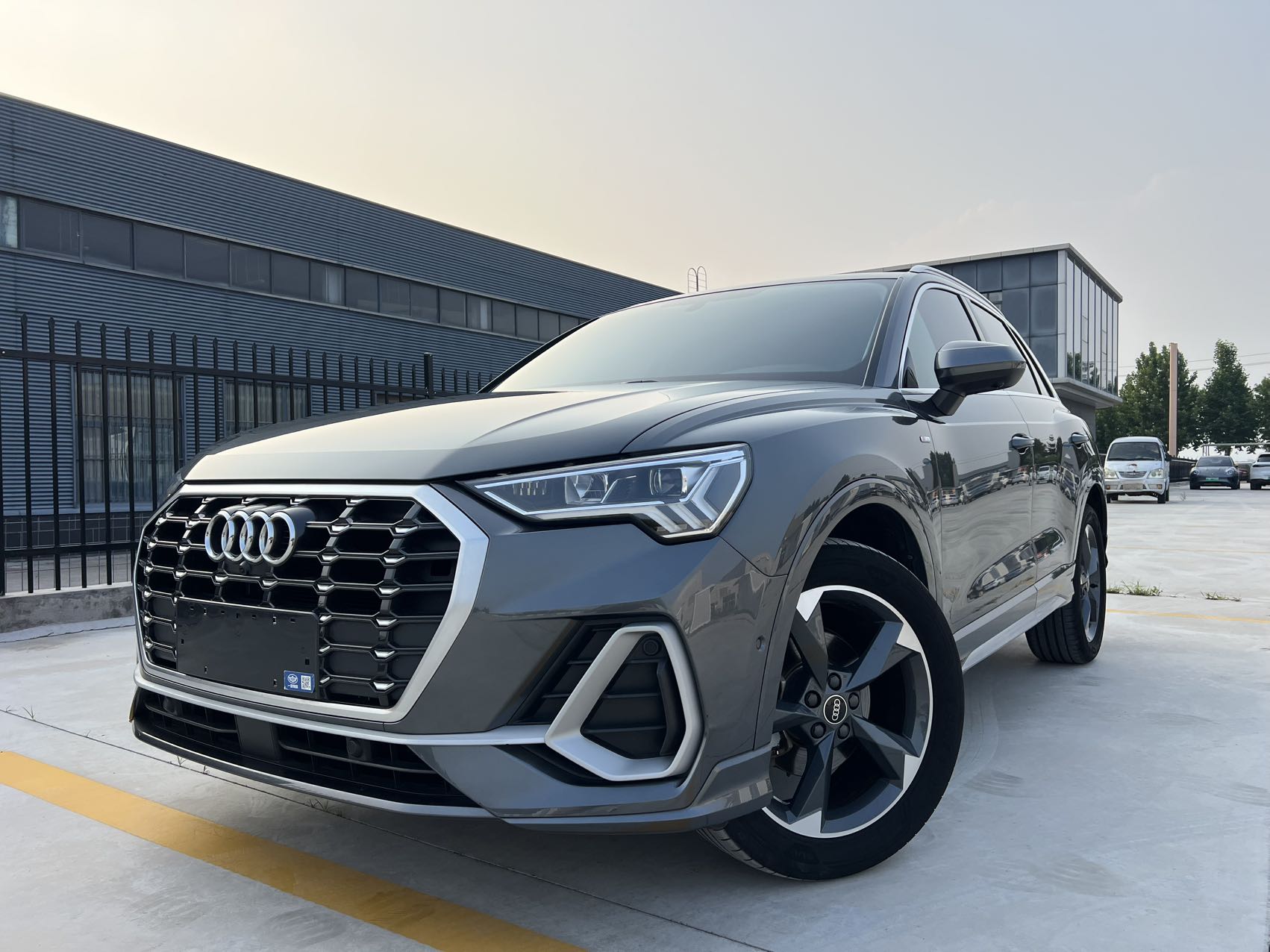 Audi Q3 2023 Audi Q3 2023 car image