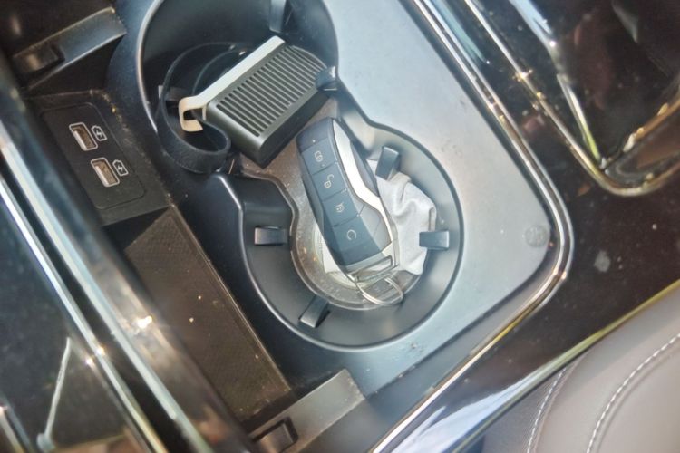 BYD Han 2022 car image #9