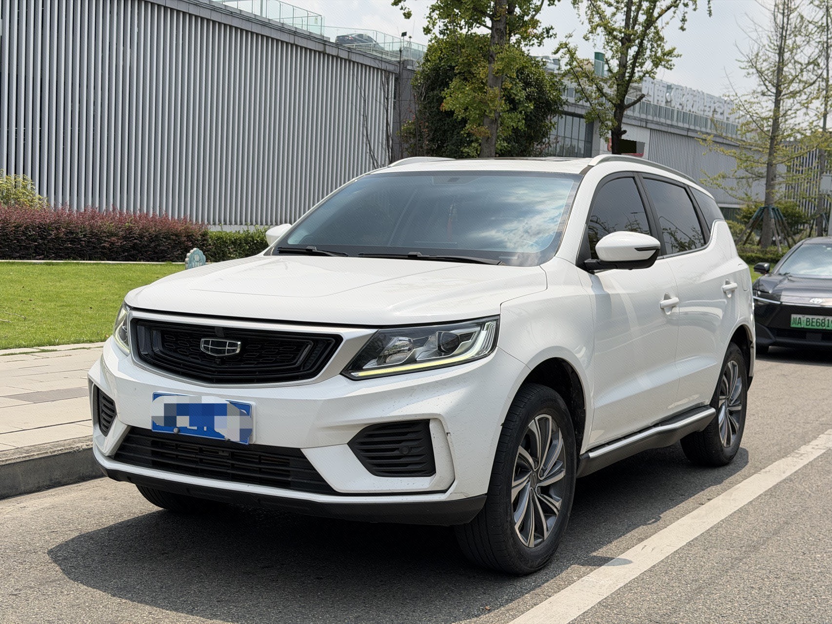 GEELY Vision X6 2021 car image 