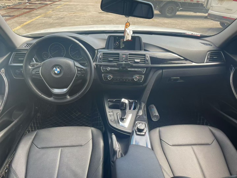 BMW 3 Series 2016 #5 BMW 3 Series 2016 car image #5
