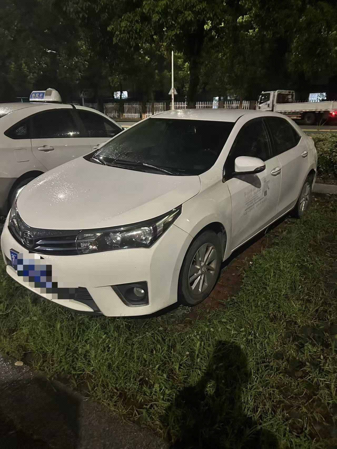 Toyota Corolla 2016 Toyota Corolla 2016 car image