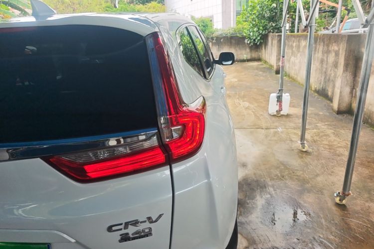Honda CR-V 2018 #8 Honda CR-V 2018 car image #8