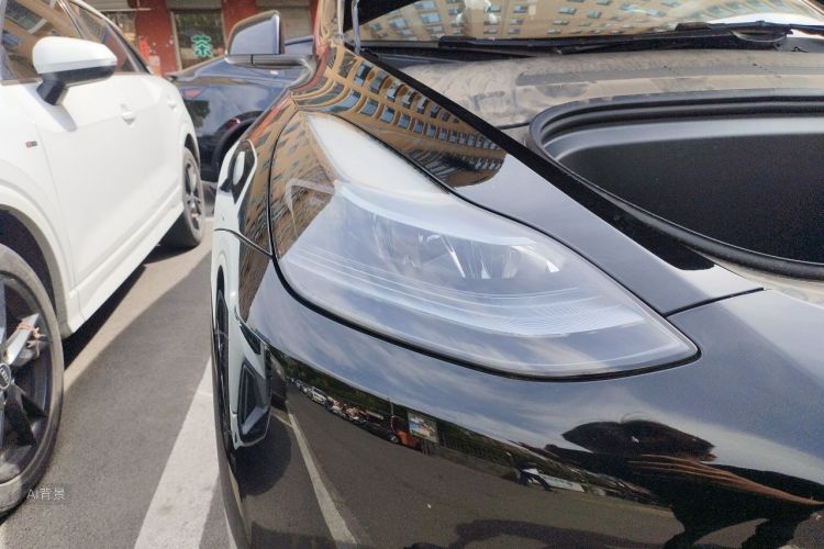Tesla Model Y 2024 #8 Tesla Model Y 2024 car image #8