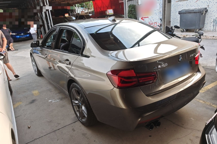BMW 3 Series 2018 car image #5
