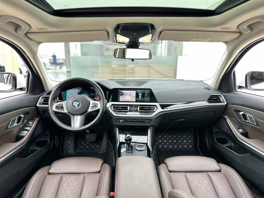 BMW 3 Series 2022 car image #7