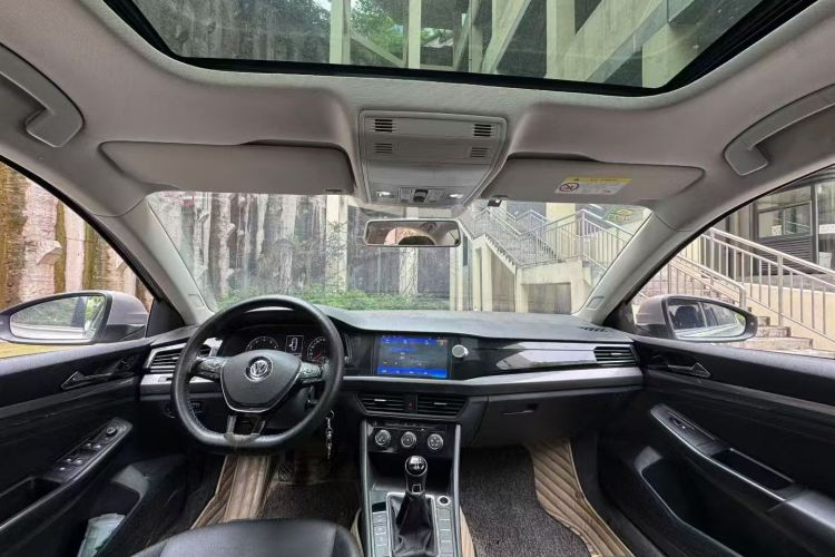 Volkswagen Bora 2019 car image #10