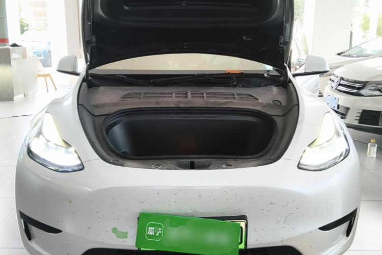 Tesla Model Y 2023 #20 Tesla Model Y 2023 car image #20
