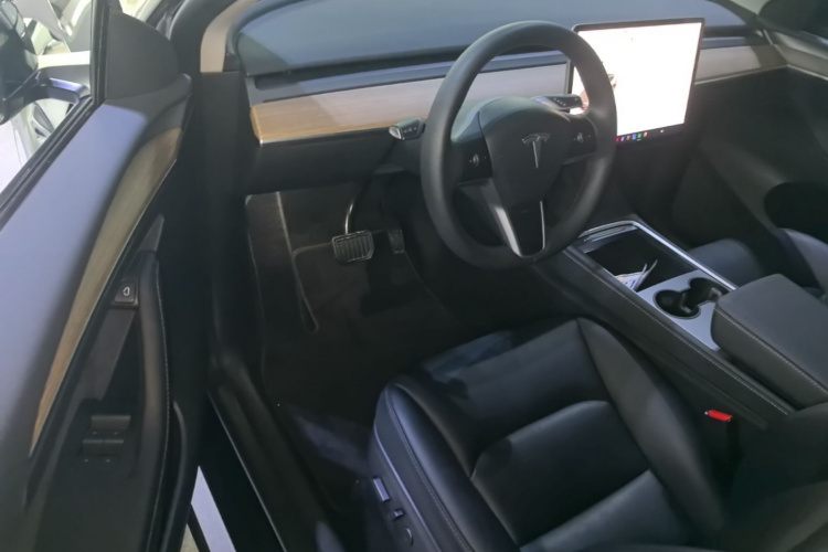 Tesla Model Y 2022 #16 Tesla Model Y 2022 immagine di auto #16