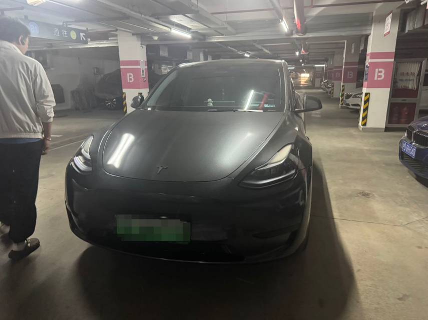 Tesla Model Y 2023 Tesla Model Y 2023 car image