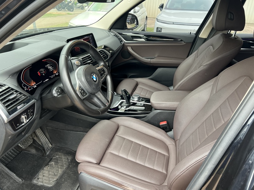 BMW X3 2021 car image #5