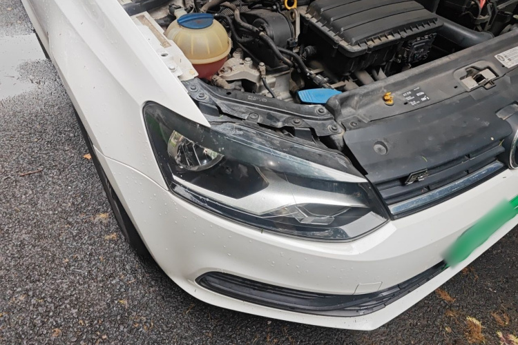 Volkswagen Polo 2019 car image #8