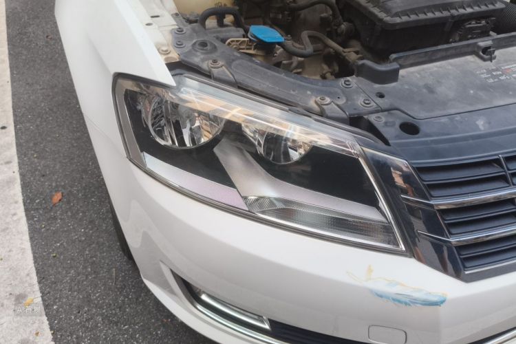 Volkswagen Lavida 2015 car image #8