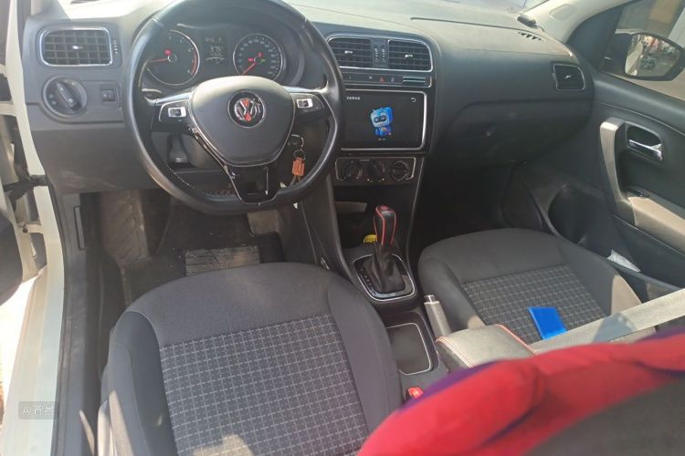 Volkswagen Polo 2019 #11 Volkswagen Polo 2019 car image #11