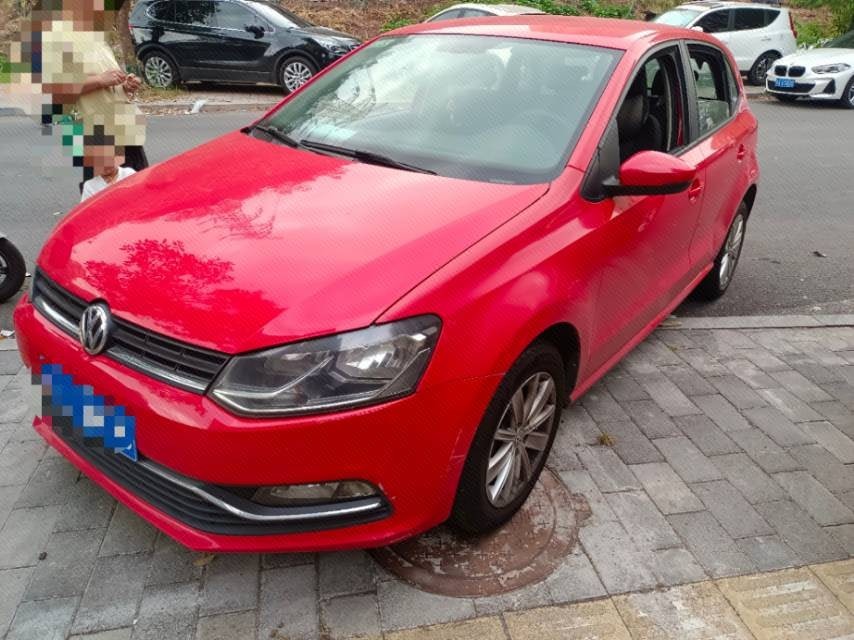 Volkswagen Polo 2015 car image 