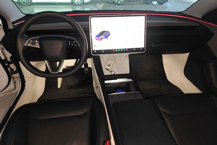 Tesla Model 3 2024 #13 Tesla Model 3 2024 car image #13