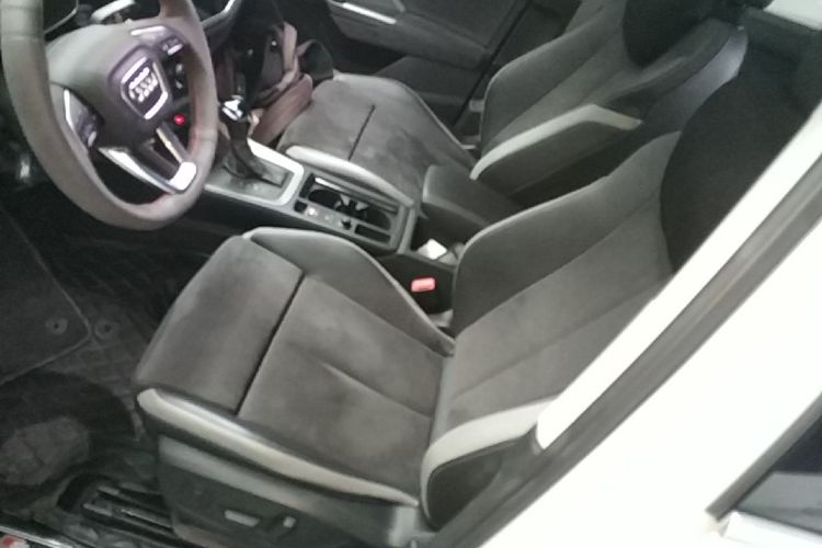 Audi Q3 2020 #15 Audi Q3 2020 car image #15