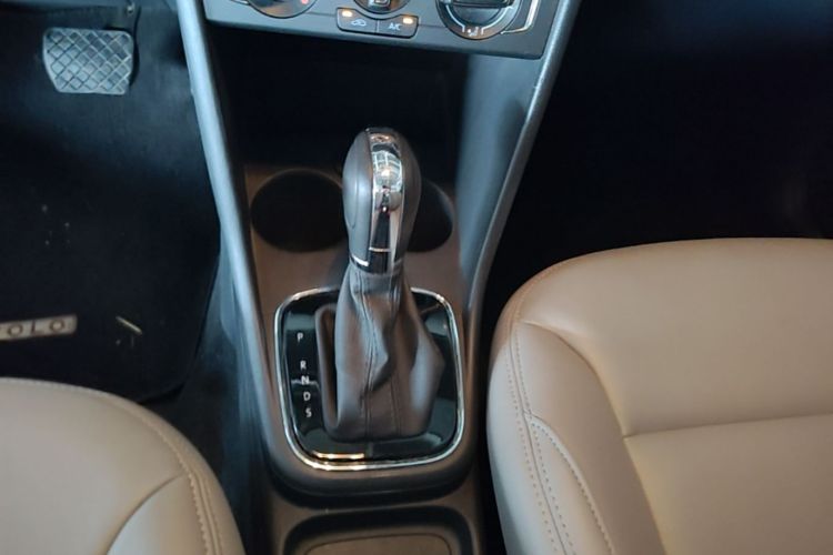 Volkswagen Polo 2018 #20 Volkswagen Polo 2018 car image #20