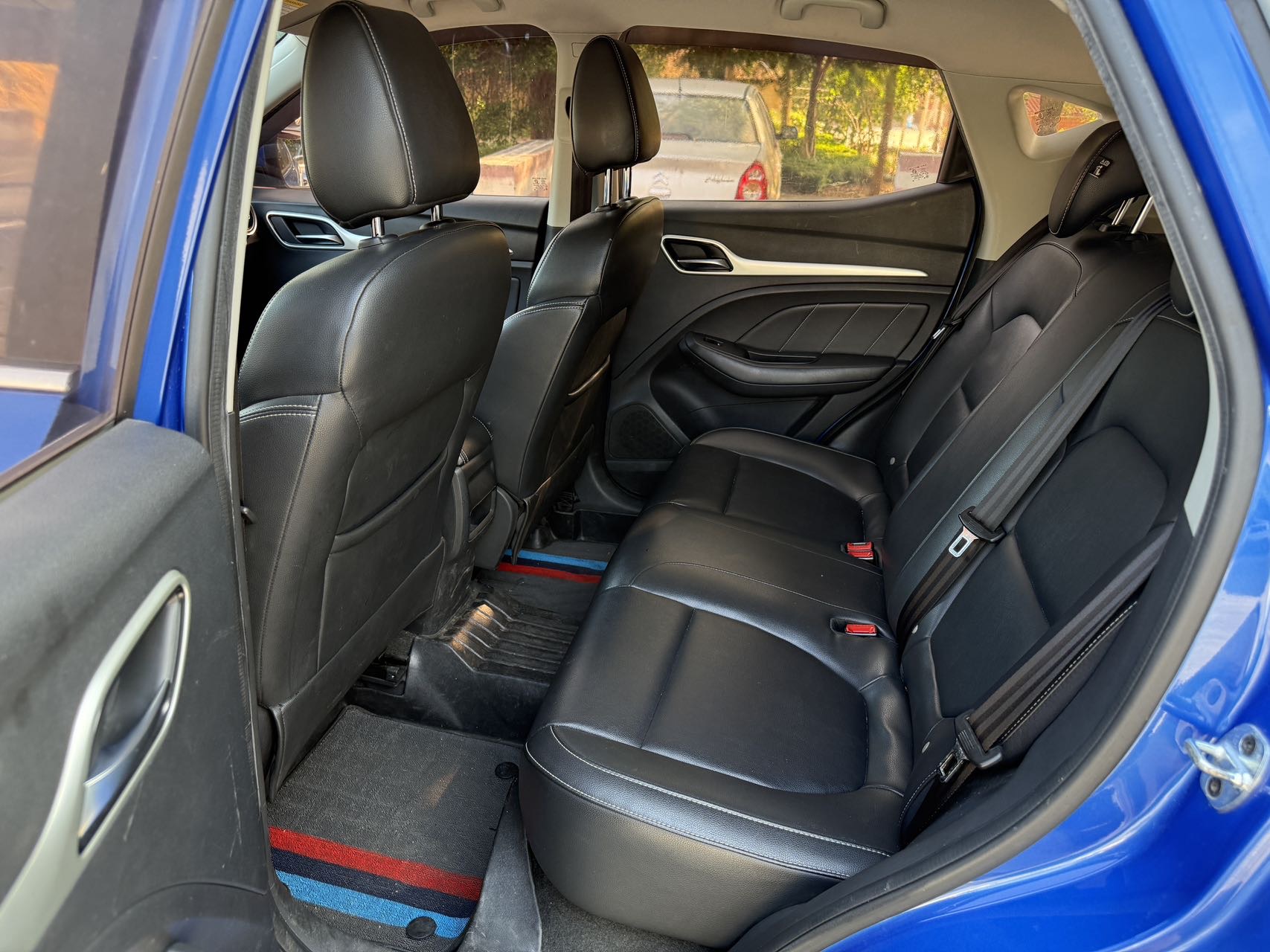 MG ZS 2018 image de voiture #10