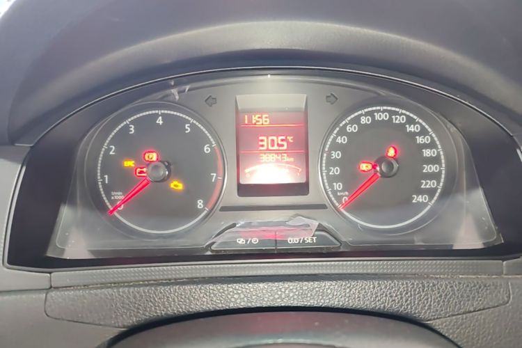 Volkswagen Santana 2020 immagine di auto #12