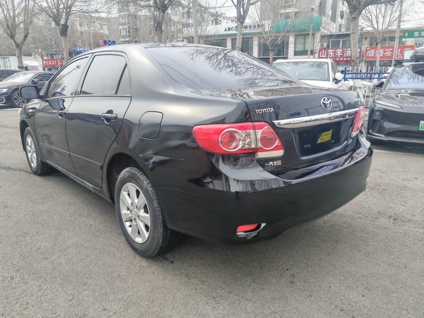 Toyota Corolla 2014 #8 Toyota Corolla 2014 car image #8