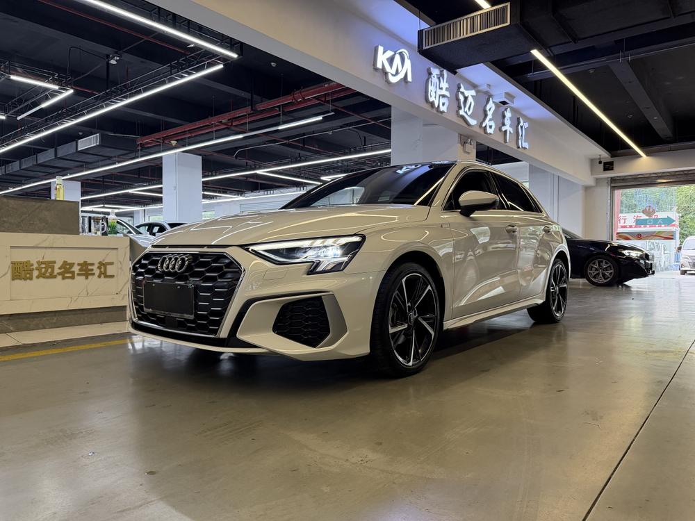 Audi A3 2024 Audi A3 2024 صورة سيارة
