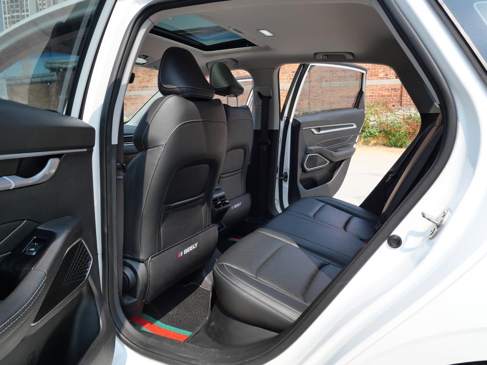 GEELY Emgrand 2021 #13 GEELY Emgrand 2021 car image #13