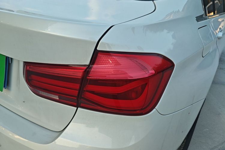 BMW 3 Series 2016 car image #8