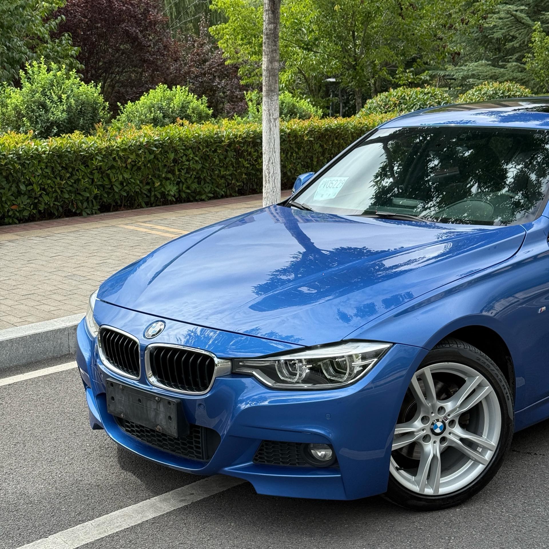 BMW 3 Series 2017 car image #2