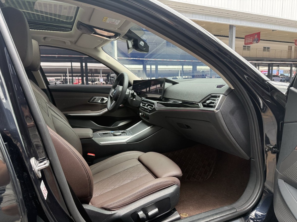 BMW i3 2023 car image #5