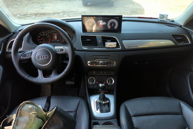 Audi Q3 2015 صورة سيارة #11