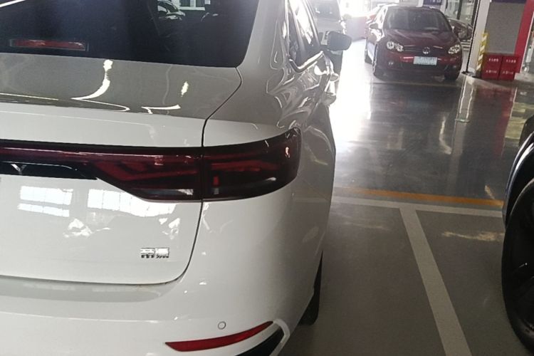 GEELY Emgrand 2025 #8 GEELY Emgrand 2025 car image #8