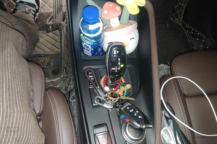 BMW X1 2022 #16 BMW X1 2022 صورة سيارة #16