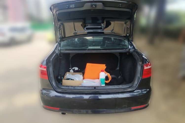 Volkswagen Lavida 2015 car image #17
