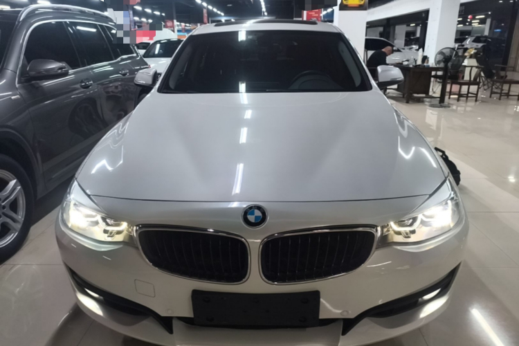 BMW 3 Series GT 2019 #3 BMW 3 Series GT 2019 imagen de coche #3