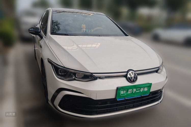 Volkswagen Golf 2022 car image #4