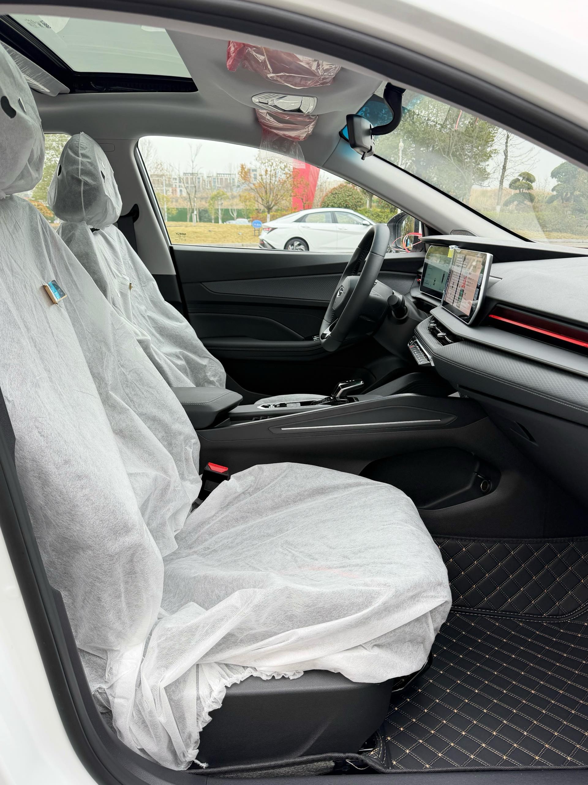 GEELY Binray 2026 image de voiture #2