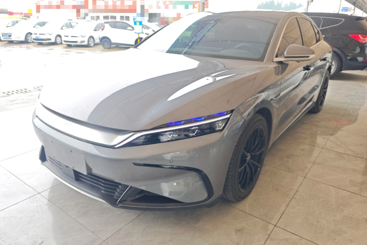 BYD Han 2023 car image #2
