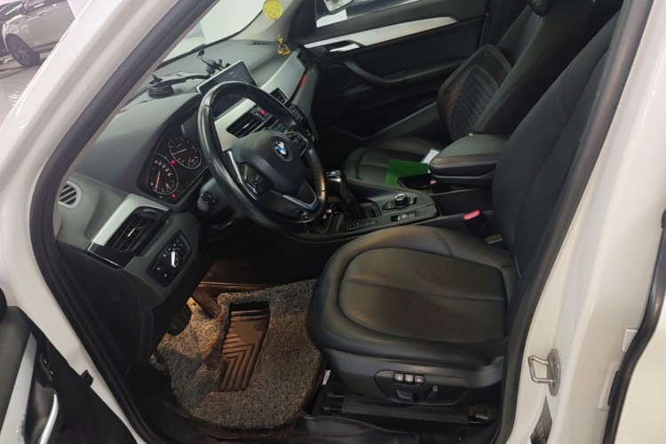 BMW X1 2018 car image #15