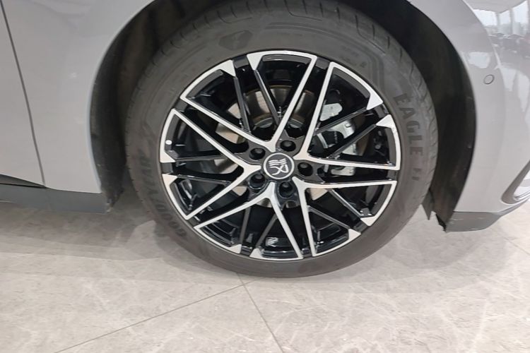 BYD Han 2024 #9 BYD Han 2024 immagine di auto #9