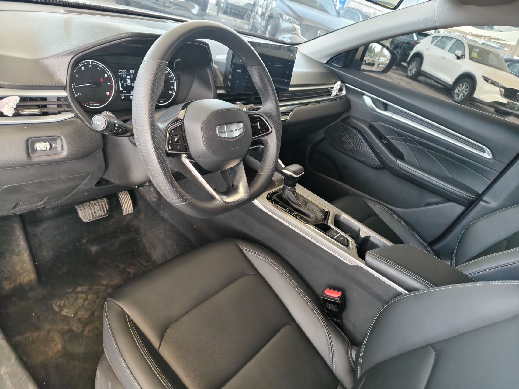 GEELY Emgrand 2025 car image #4