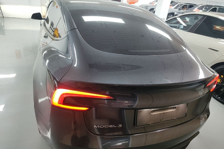 Tesla Model 3 2025 #4 Tesla Model 3 2025 car image #4