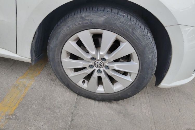 Volkswagen Lavida 2017 car image #9