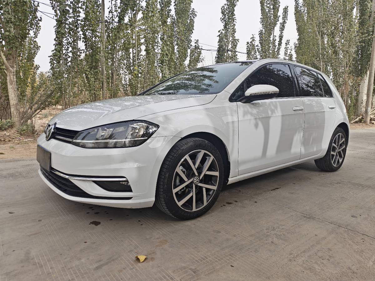 Volkswagen Golf 2021 immagine di auto #3