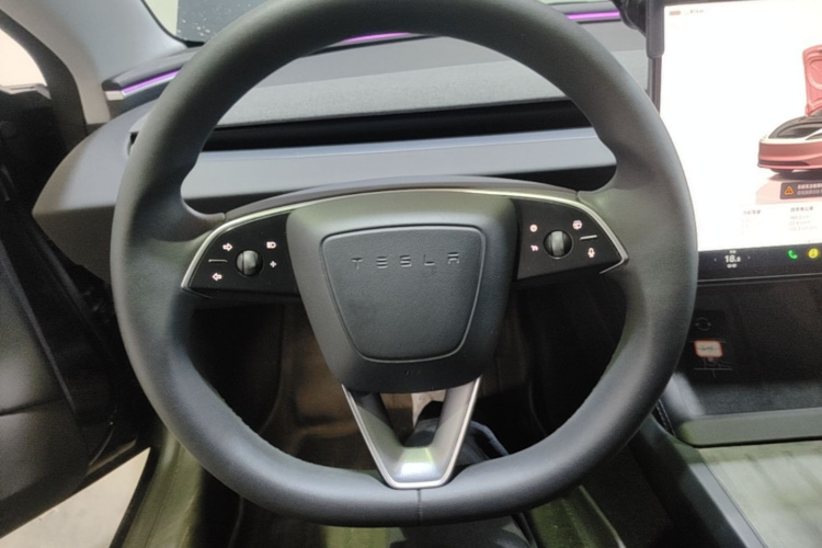 Tesla Model 3 2024 #11 Tesla Model 3 2024 car image #11