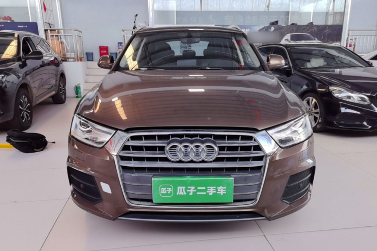 Audi Q3 2016 car image #3