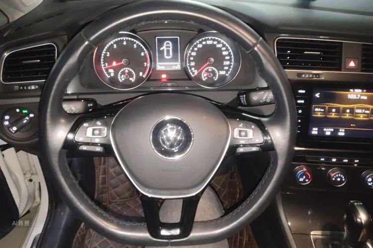 Volkswagen Golf 2020 immagine di auto #12