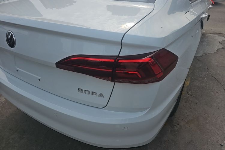 Volkswagen Bora 2022 car image #8
